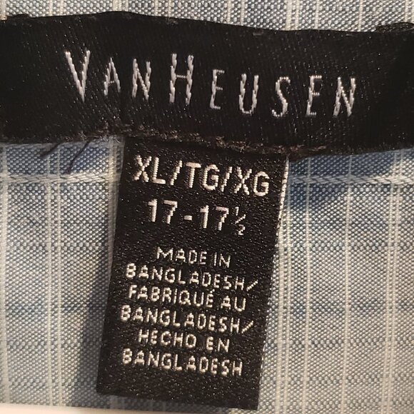 Van Heusen Men's Button-Down Short Sleeve Multitone Blue Geometric Pattern Shirt - Picture 15 of 16